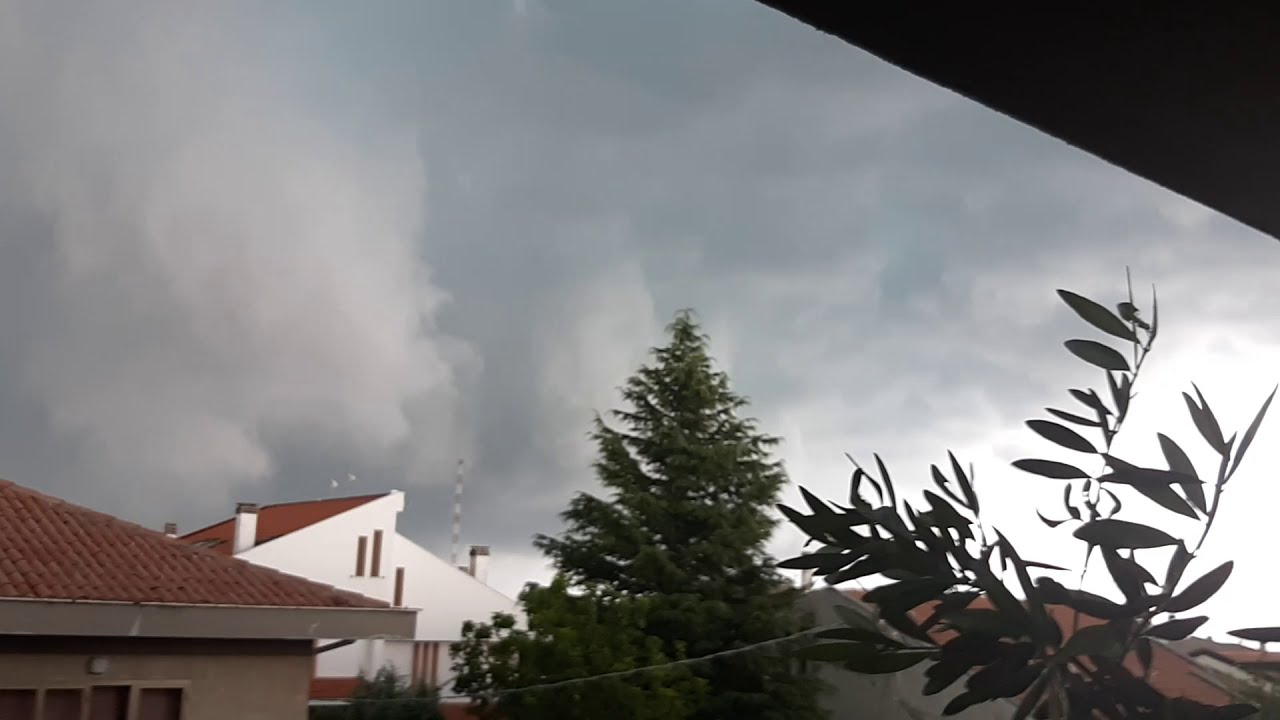 arriva  la  GRANDINATA A PESCARA