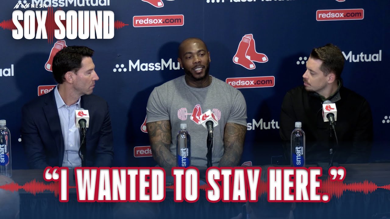Aroldis Chapman Says It Was an Easy Decision to Stay in Boston