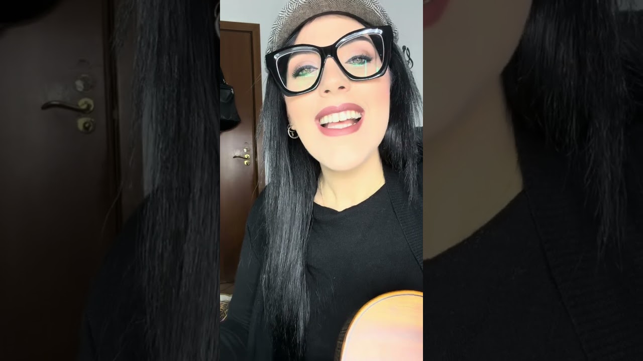 Carmen Floccari - CU TRENTA CARRINI 