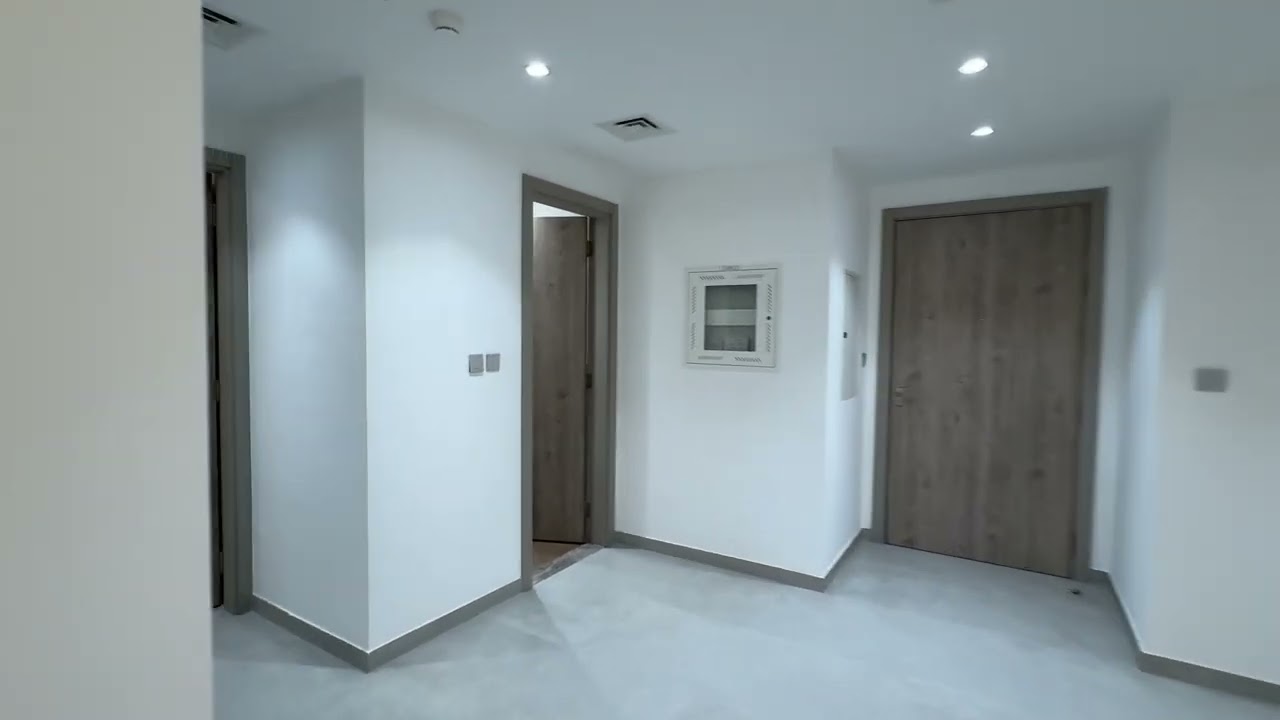 Quality Finished Spacious 1br | Big Balcony