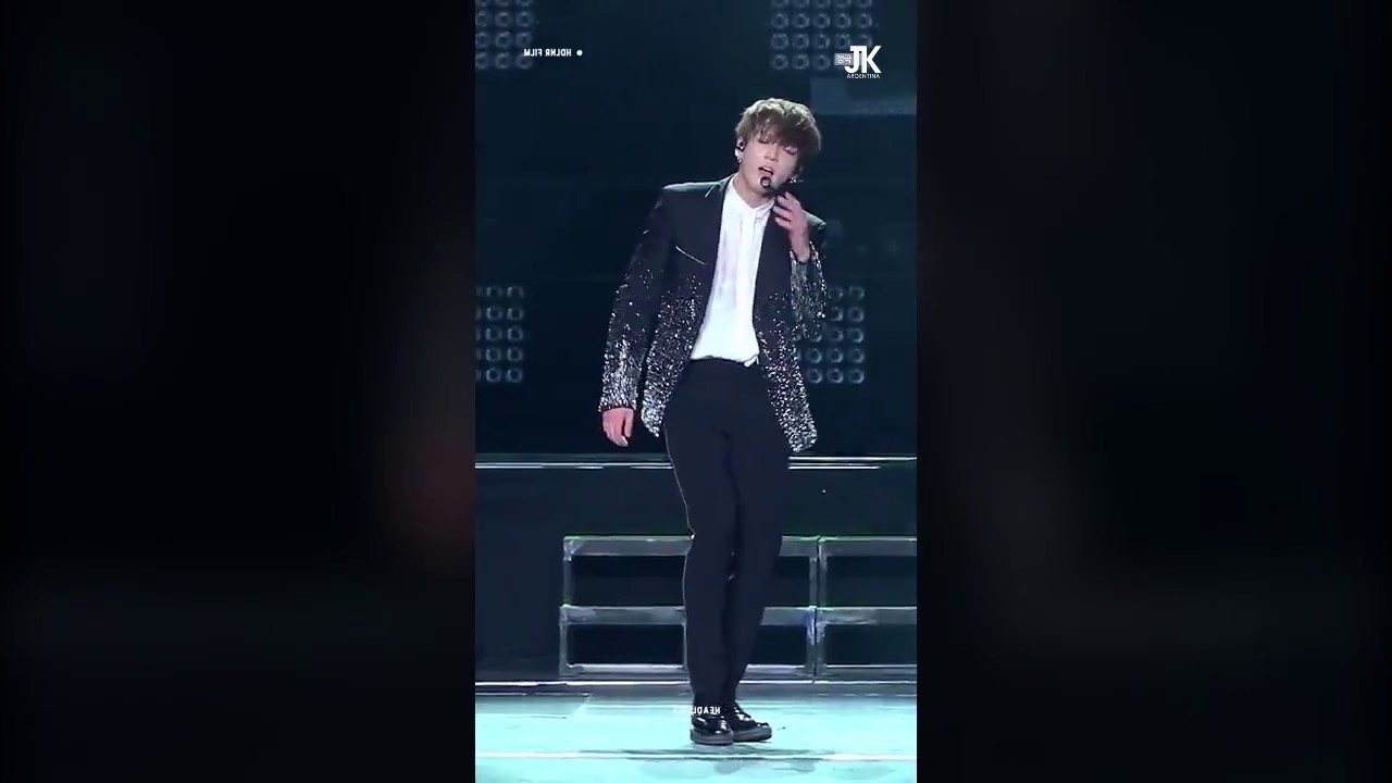 BTS Jungkook (정국) - BEGIN Dance mirror