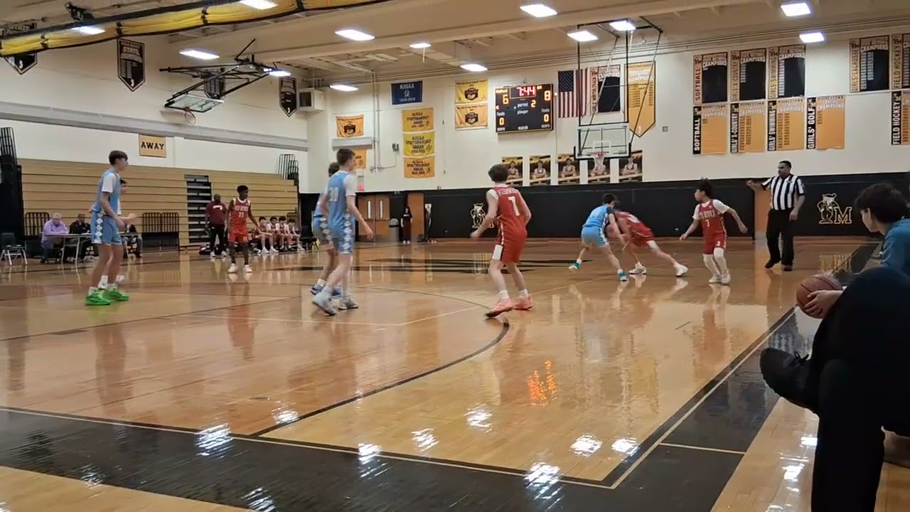 Rancoccas Valley red devils vs Medford basketball 1st half.