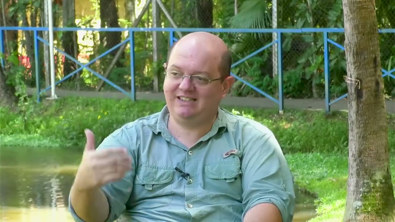 ENCONTRO LITERARIO - EPISÓDIO 2 -  COM O PROFESSOR THIAGO SIMON MARQUES