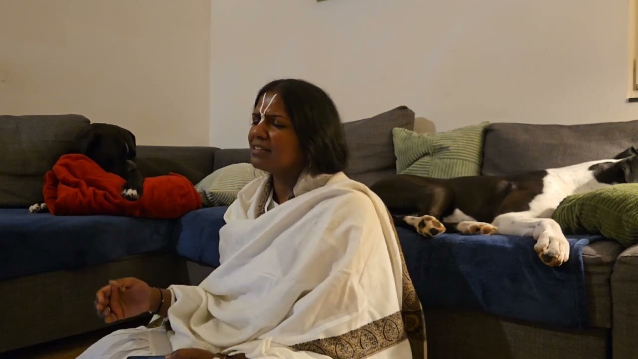 Radha Ramanam Hare Hare- Devotional cover by Bhavani