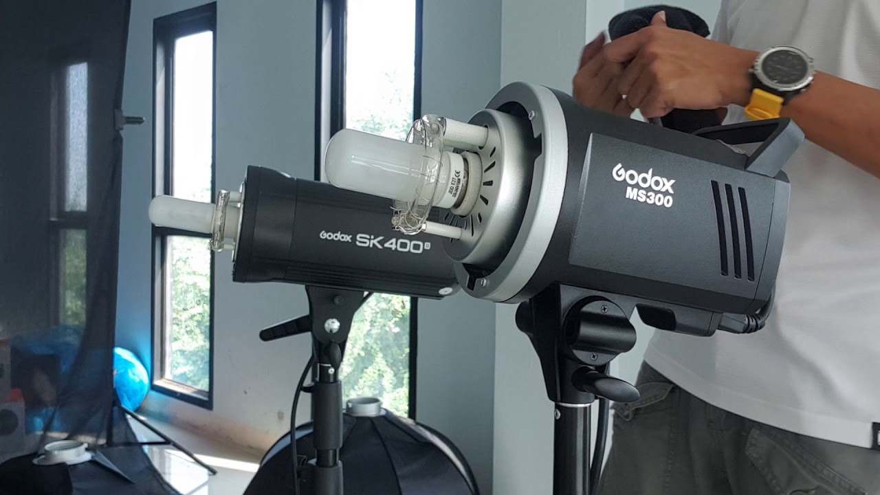 Buy new Godox ms300 but damaged