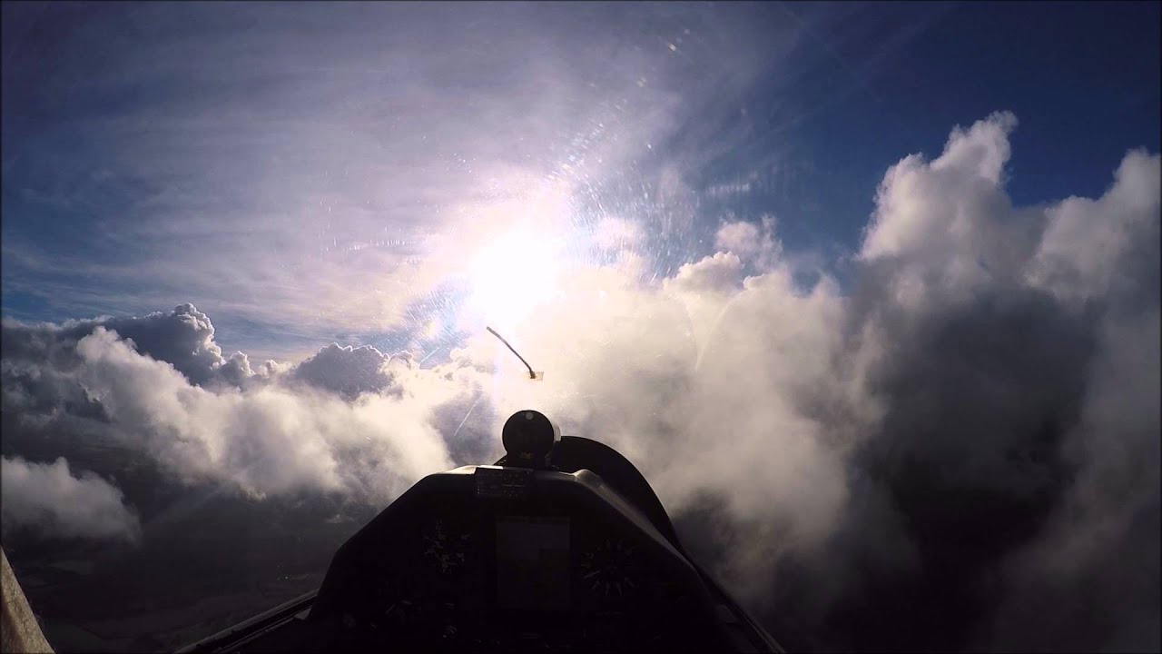 Aerotow above the clouds