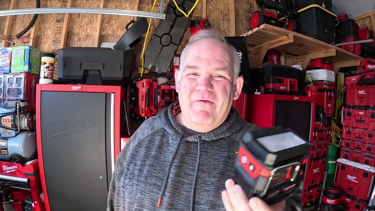 MILWAUKEE M18 ROVER LIGHT 1000 LUMEN NOT SPONSORED REVIEW