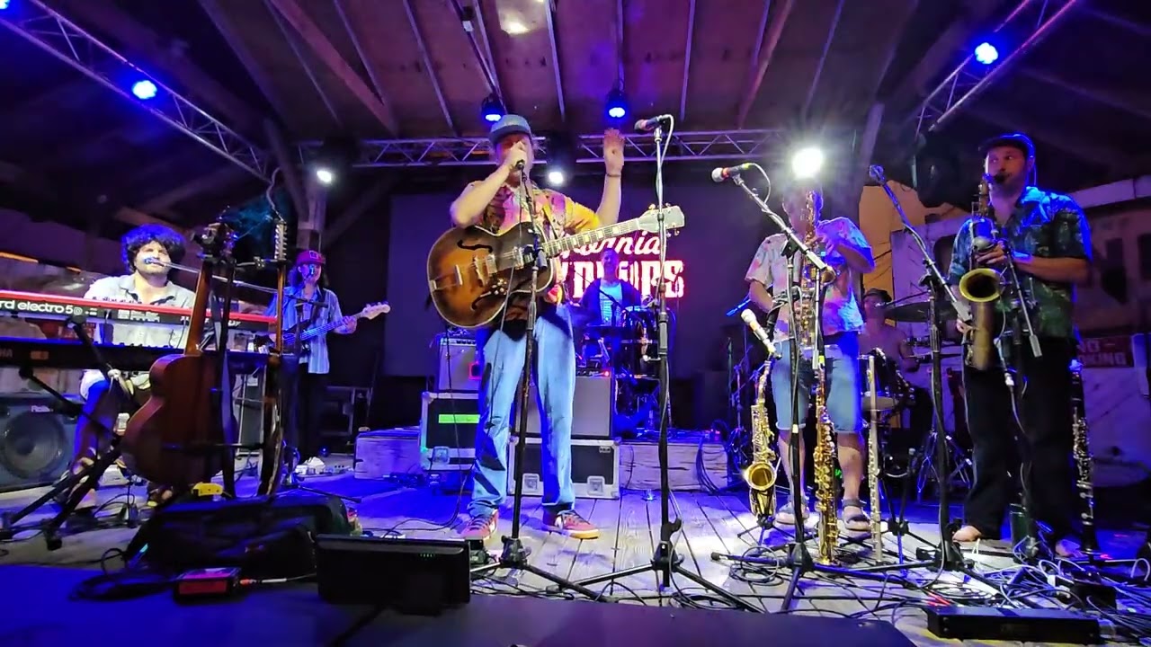 "When It Was Wrong" The California Honeydrops 