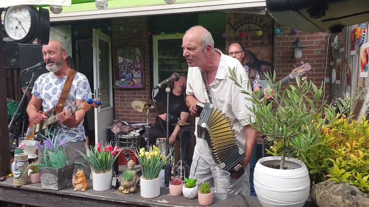 Louisiana Radio re&uuml;nie