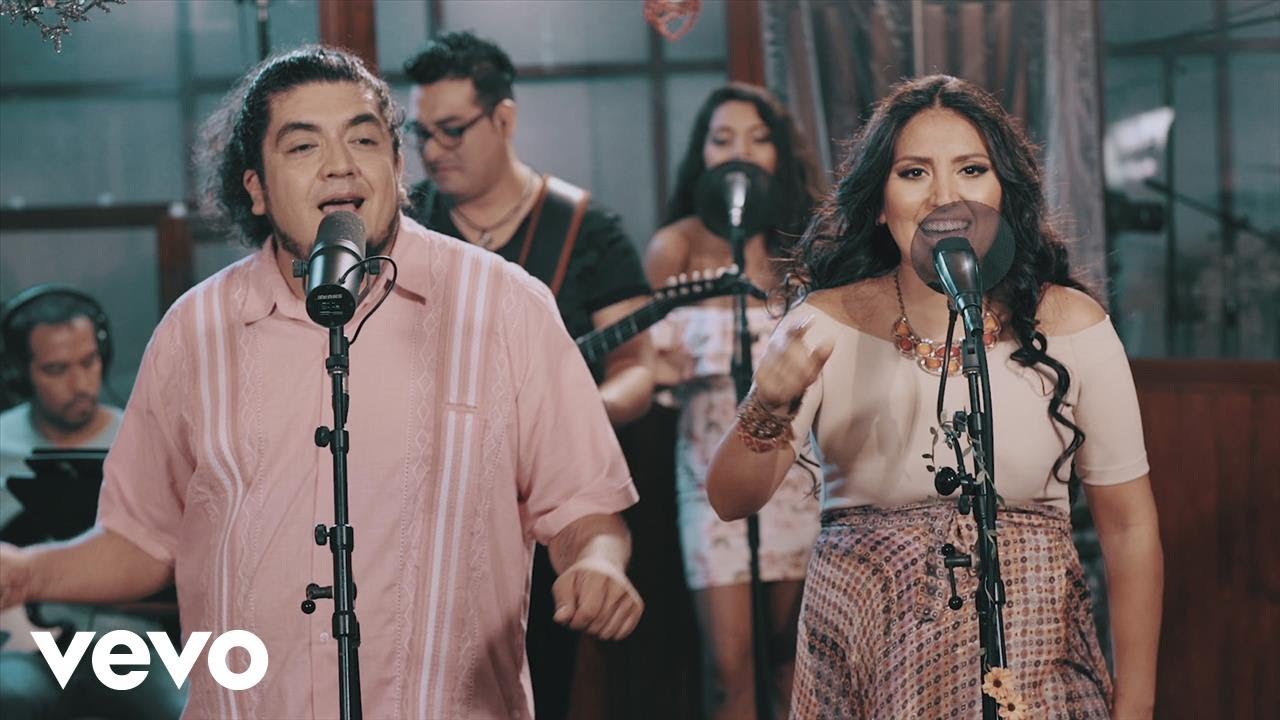 Nicole Pillman - Sigo Adelante (Video Oficial)