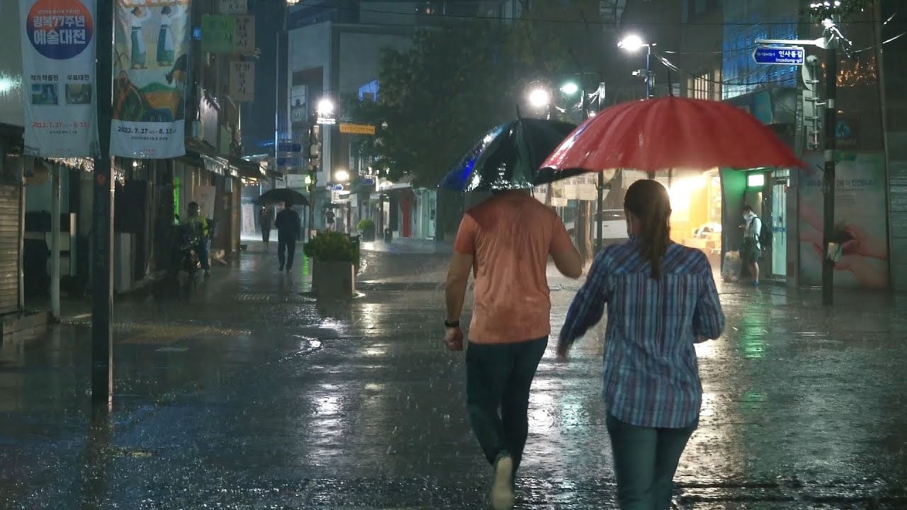 [4K Rain Walk] 폭우가 내리는 인사동 Heavy Rain in InSaDong, Seoul