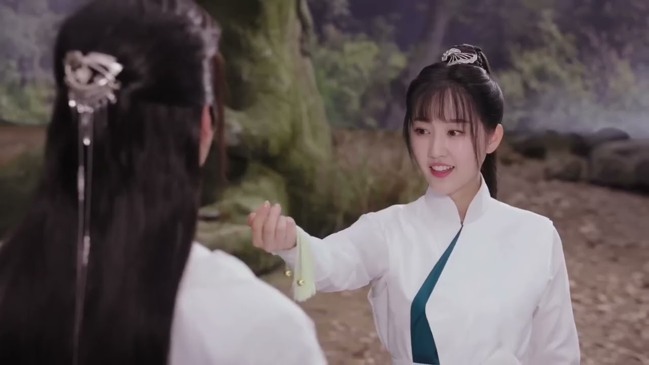 Красавчик что спас её оказался женихом той кем она притворялась