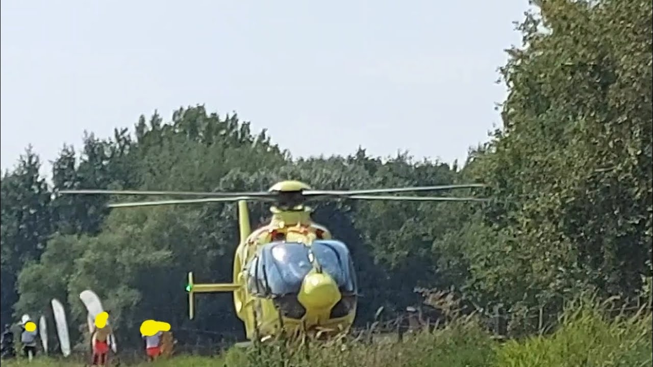 Mentőhelikopter felszállás Tiszaörvénynél