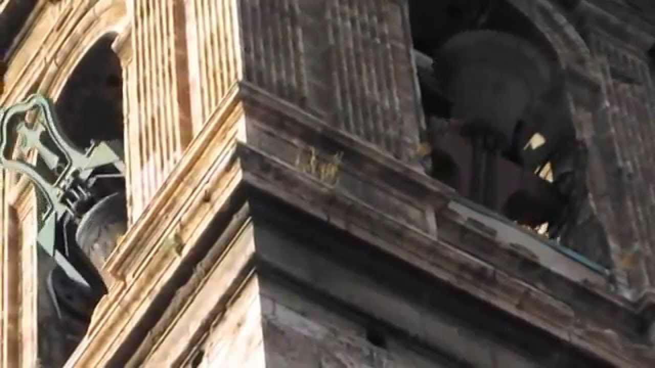 Volteig de les campanes de Sant Joan del Mercat (València) (2)