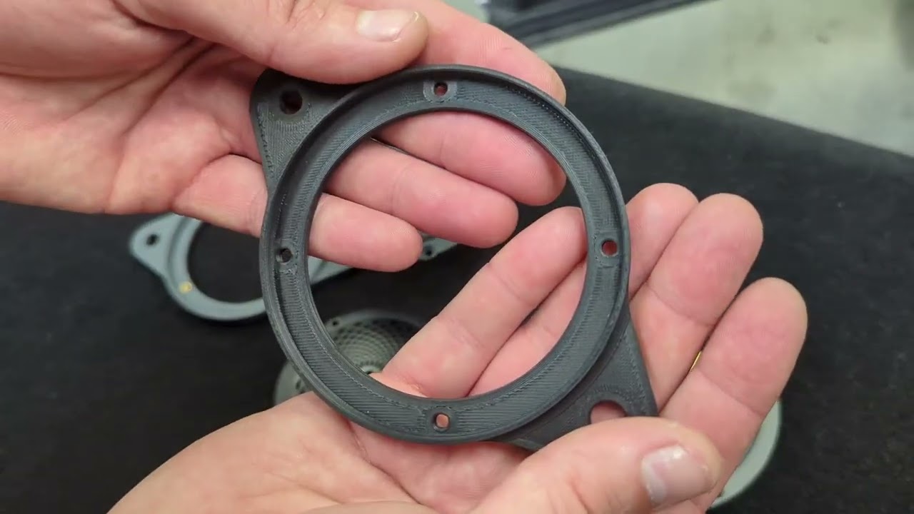 Jak montaż Car Audio podnieść na jeszcze wyższy poziom na przykładzie adaptera do Lexusa