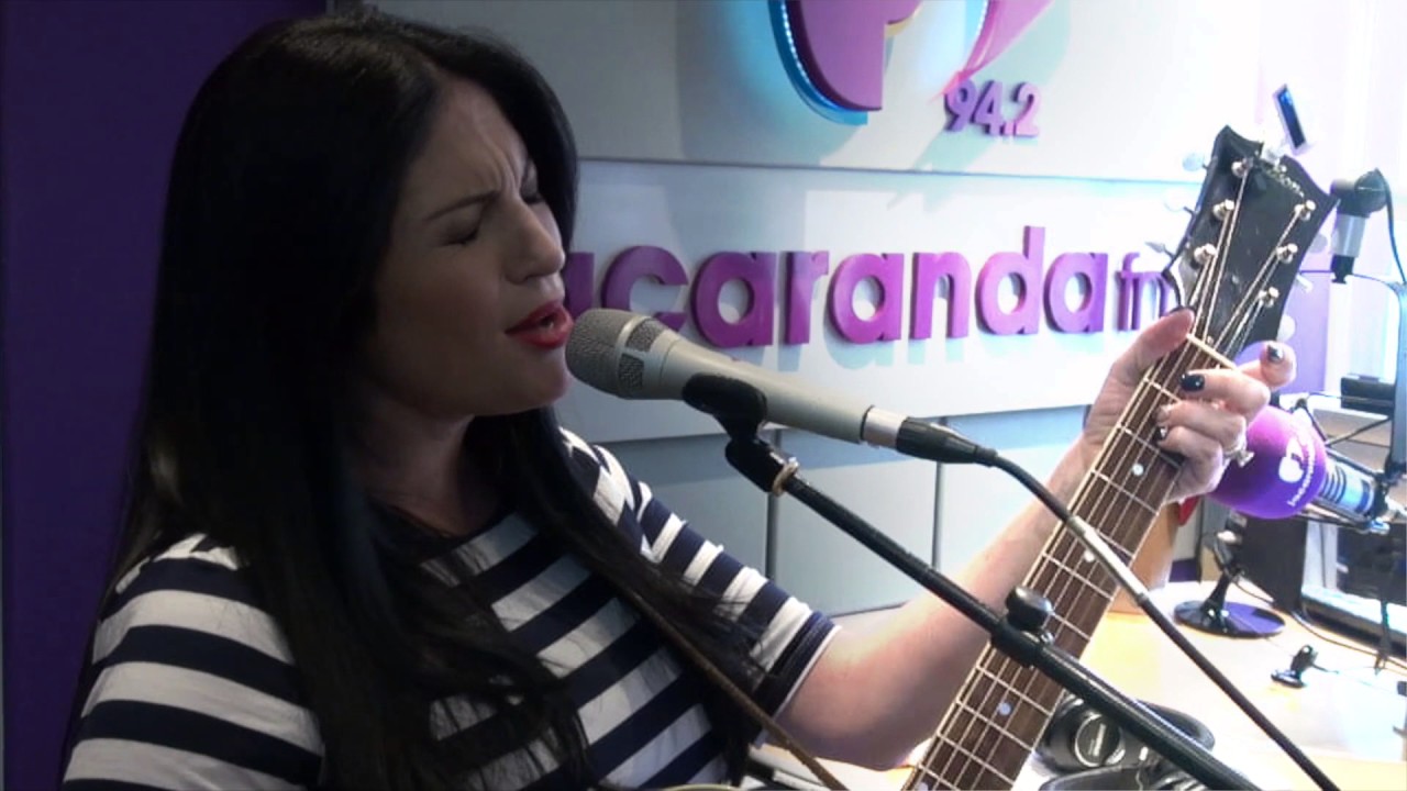 Riana Nel First song