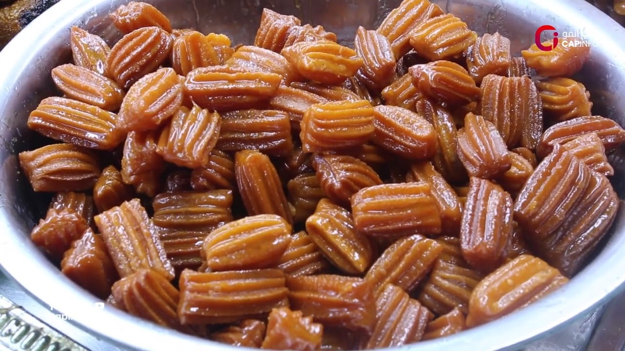 استعدادا لرمضان.. المقروط و الشباكية والزلابية تزين المائدة الوجدية