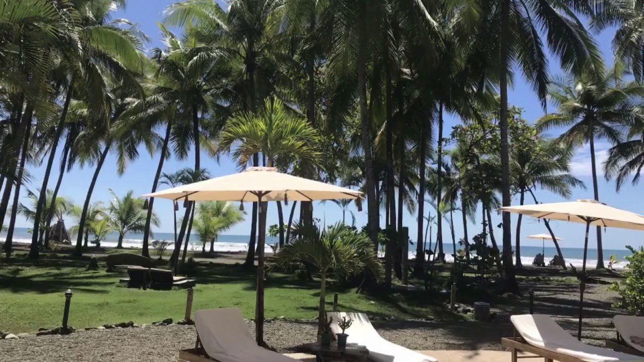 Playa Palo Seco, Parrita,  Costa Rica