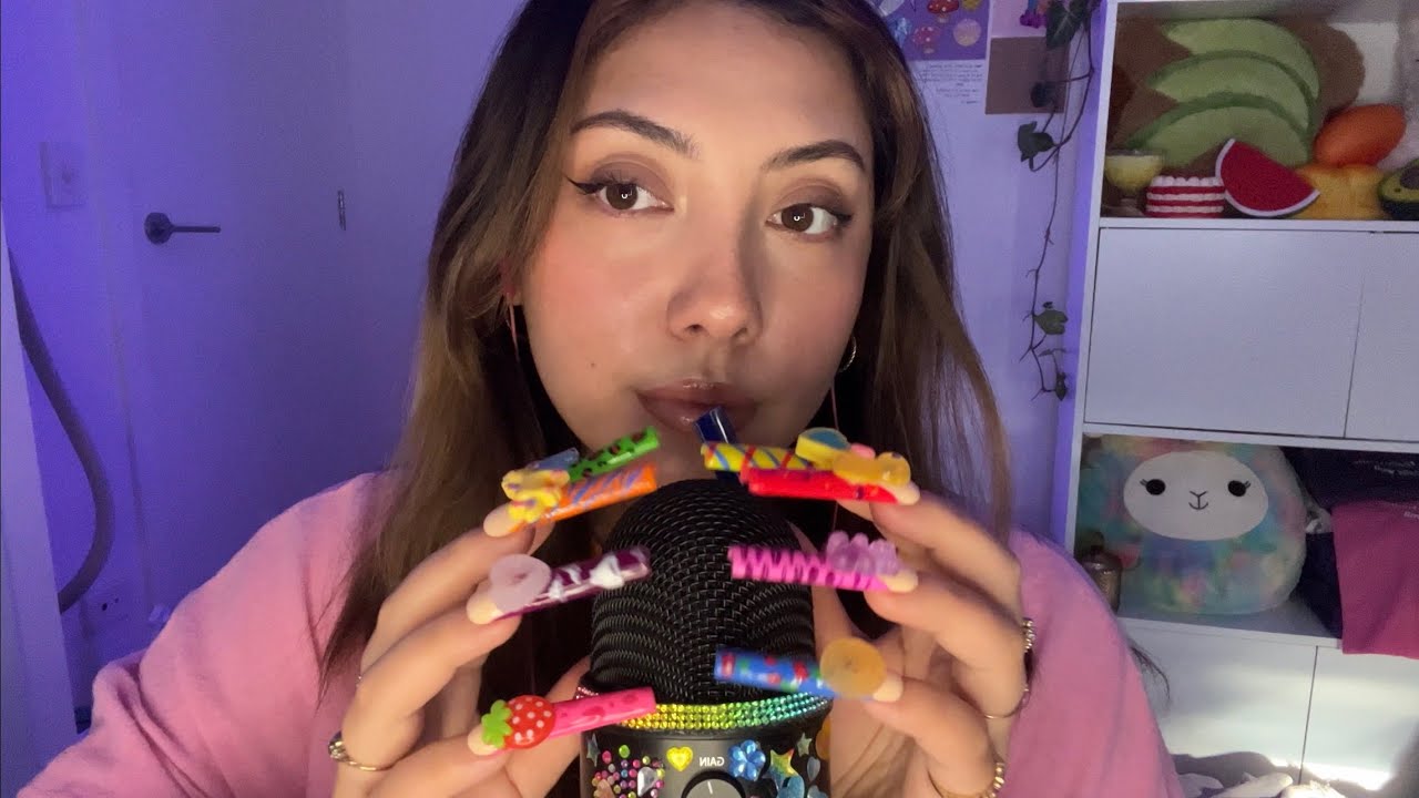 ASMR mic scratching with REALLY LONG NAILS 💚🌈💖 ~with foam cover and no cover~ | Whispered