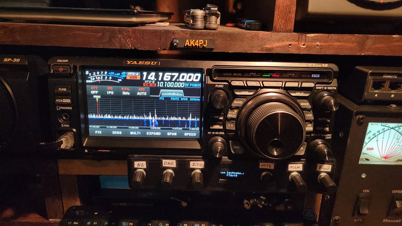 Yaesu Ftdx10 with Catknobz