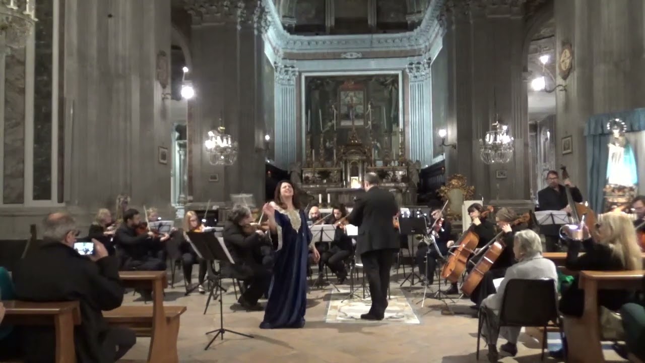 Donizetti “Me voglio fa' 'na casa”