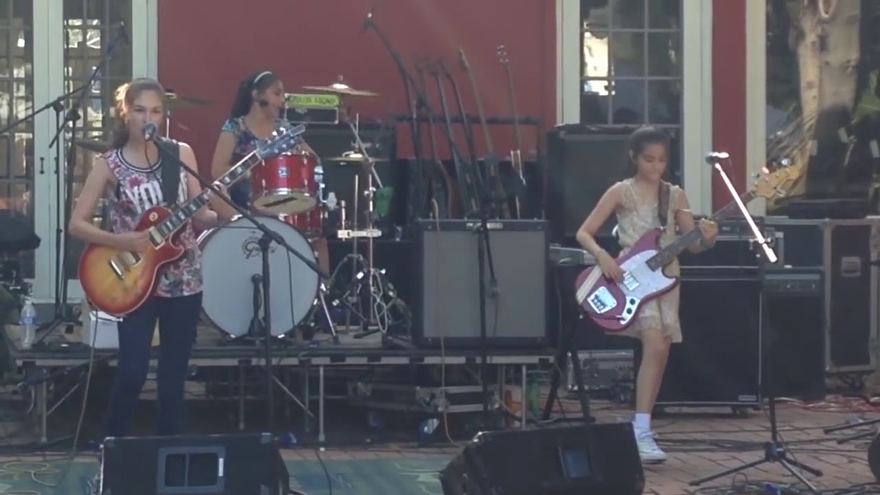 The Warning  Take Me Down  August 22, 2015 Rock & Roll Carnival to benefit MUSACK  Hollywood, CA