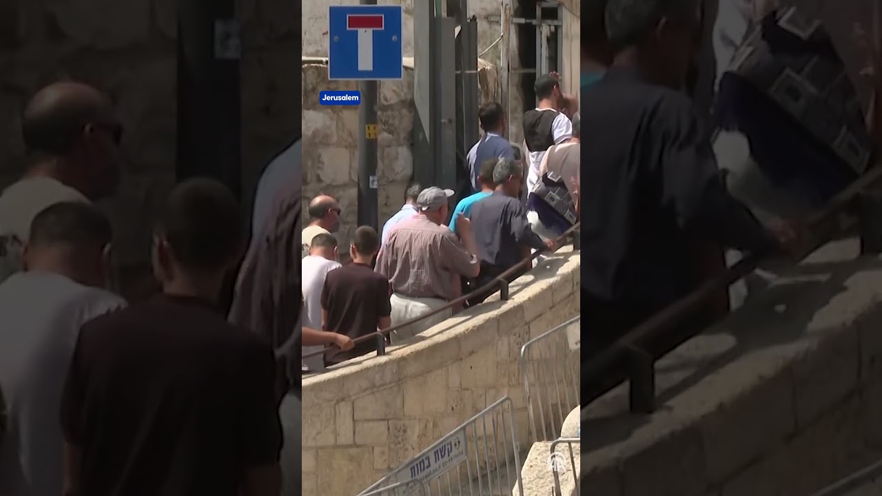 Israeli authorities continue to restrict access to Al-Aqsa Mosque in occupied East Jerusalem