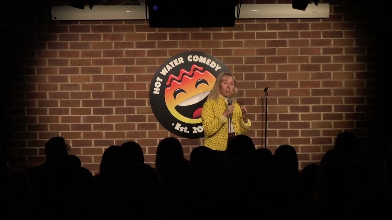 Becky Umbers - Hot Water Comedy Main room october 2024