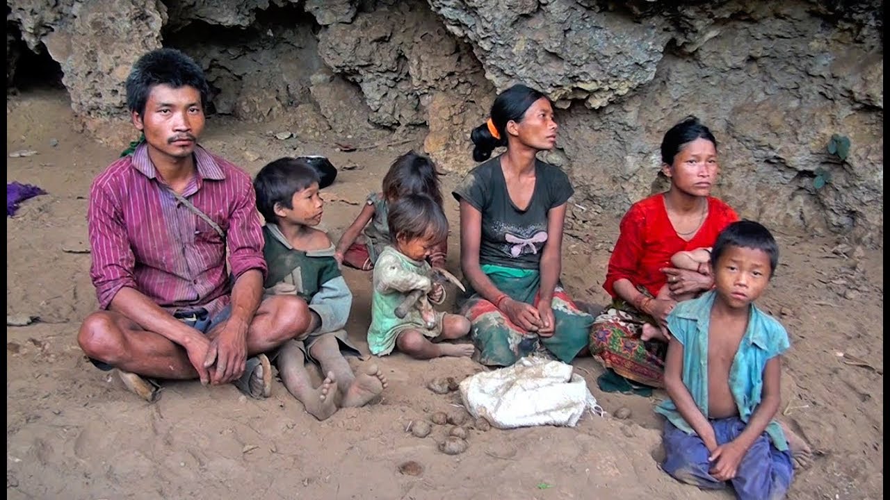 The 21st Century A Family of Chepang Living in Cave in Nepal ...