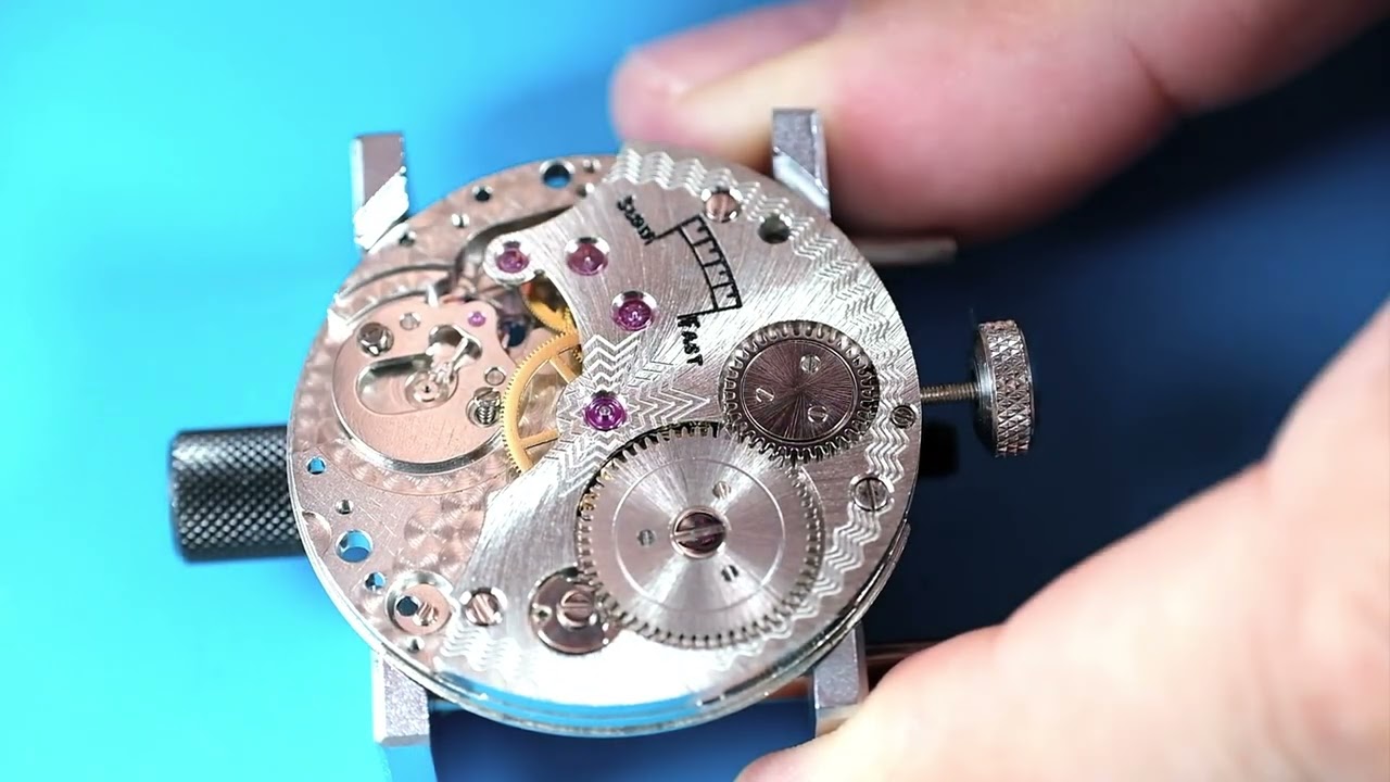 I built my own Flieger watch - Part 1 -  Disassembly