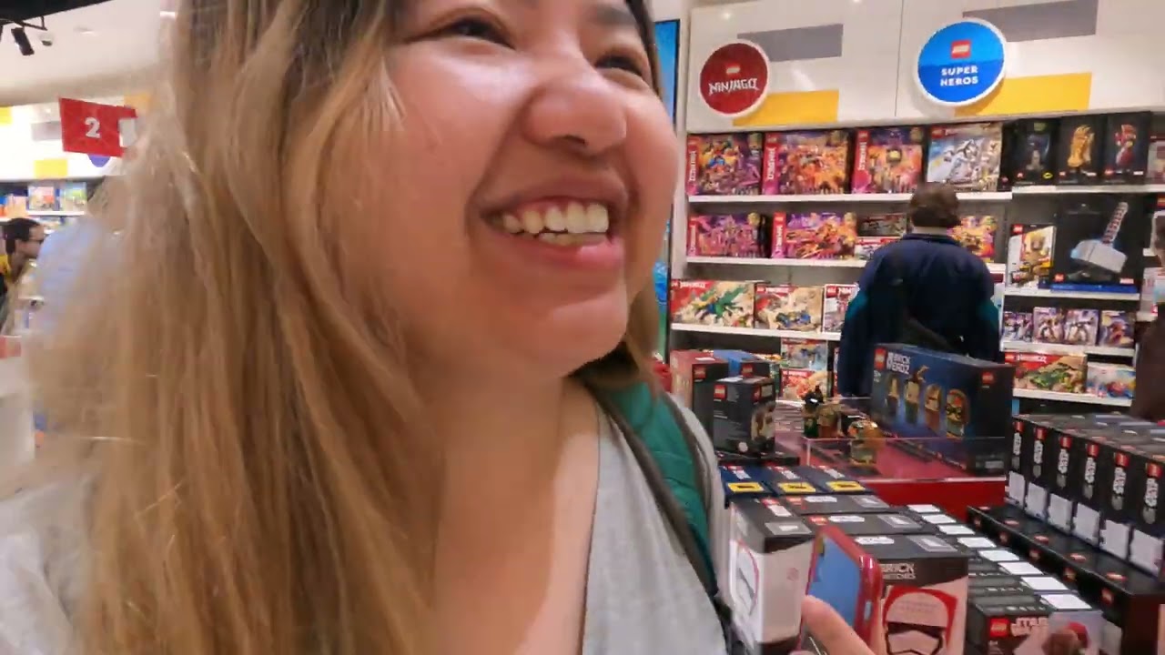 Walk around Tel Aviv  Mall | In search for Osce Shoes | Israel Marcg 2023