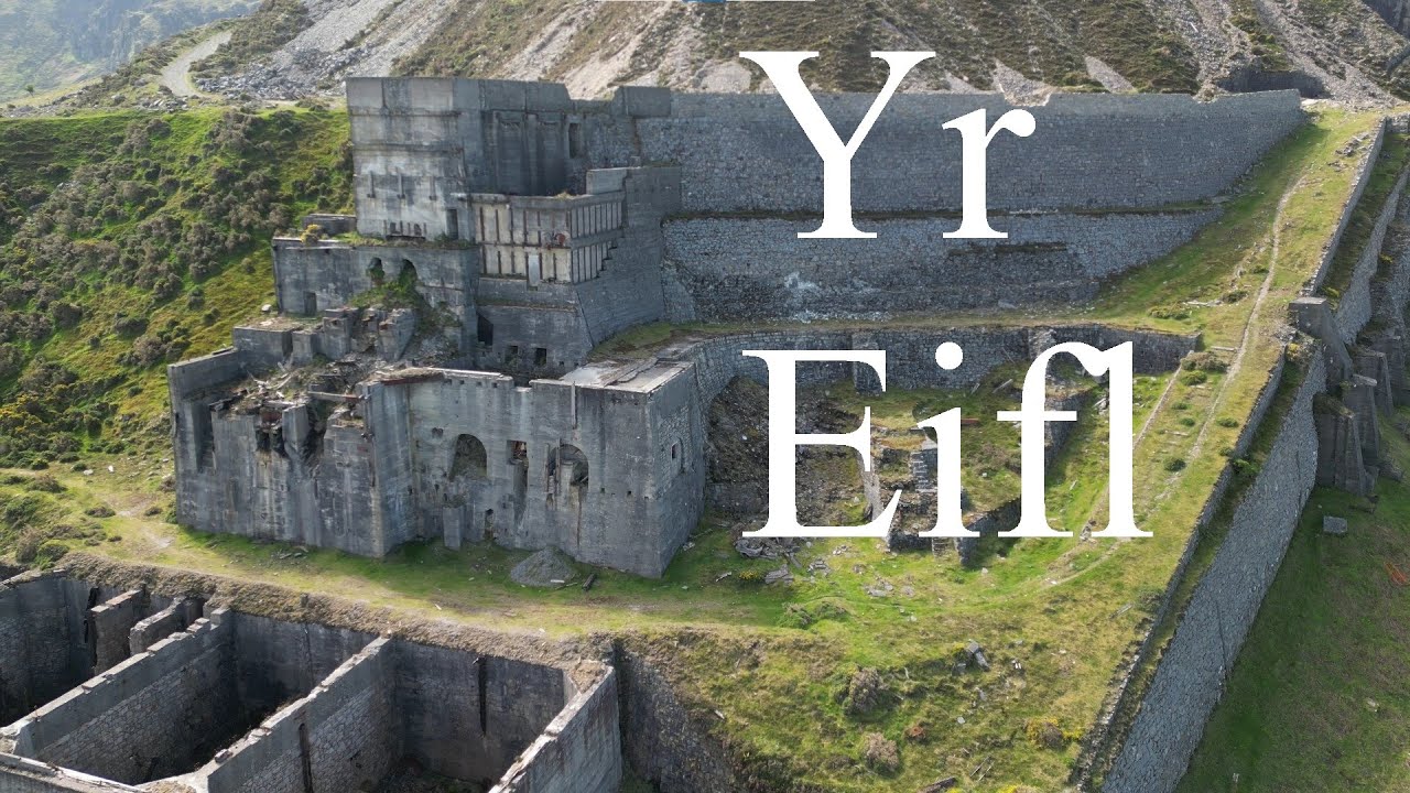 Yr Eifl, Trefor Granite Quarry - The Llyn Peninsula's Highest Point