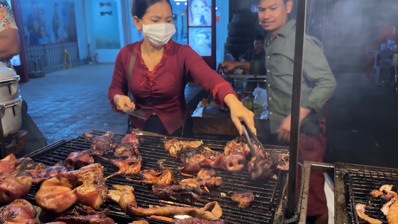 Popular Roasted pig's head and grilling fish near highway st 4 #cbdtourvillage 