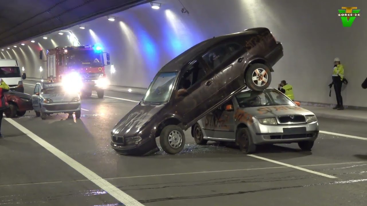 Ćwiczenia służb ratowniczych w tunelu pod Luboniem Małym