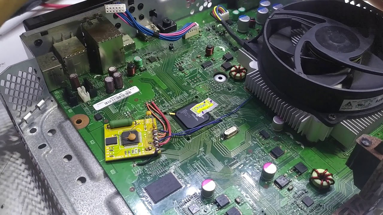 Xbox 360 V06 Liga luz verde e apaga em seguida, E não liga o console