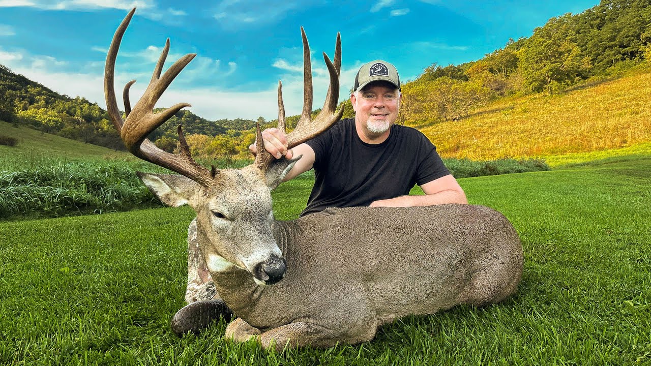 Early Season BIG BUCK DOWN - Self-filmed BOONER! (Mistakes were made!)