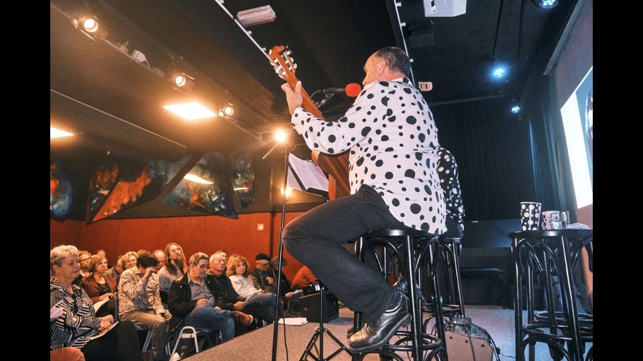 M&eacute;nestrel:  Hommage &agrave; Jacques