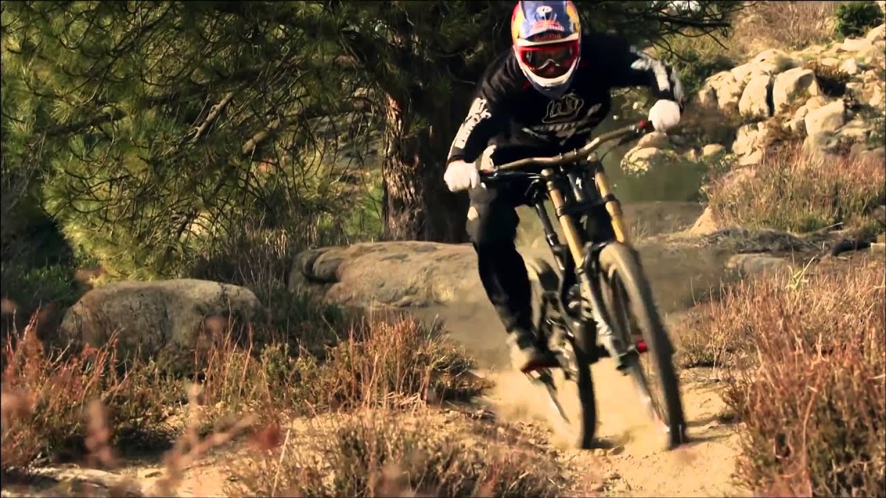 DOWNHILL IS AWESOME 2015 [Vol.1]