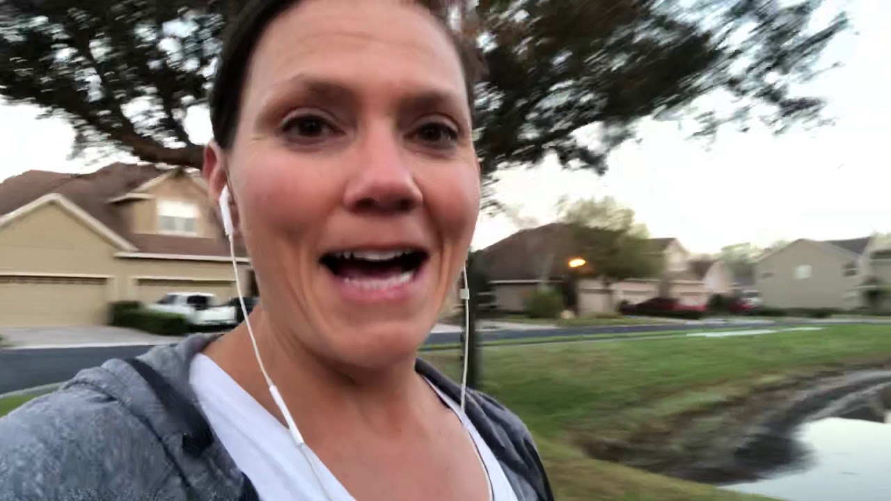 Do you struggle with binge eating and want to lose weight? This video is for you!