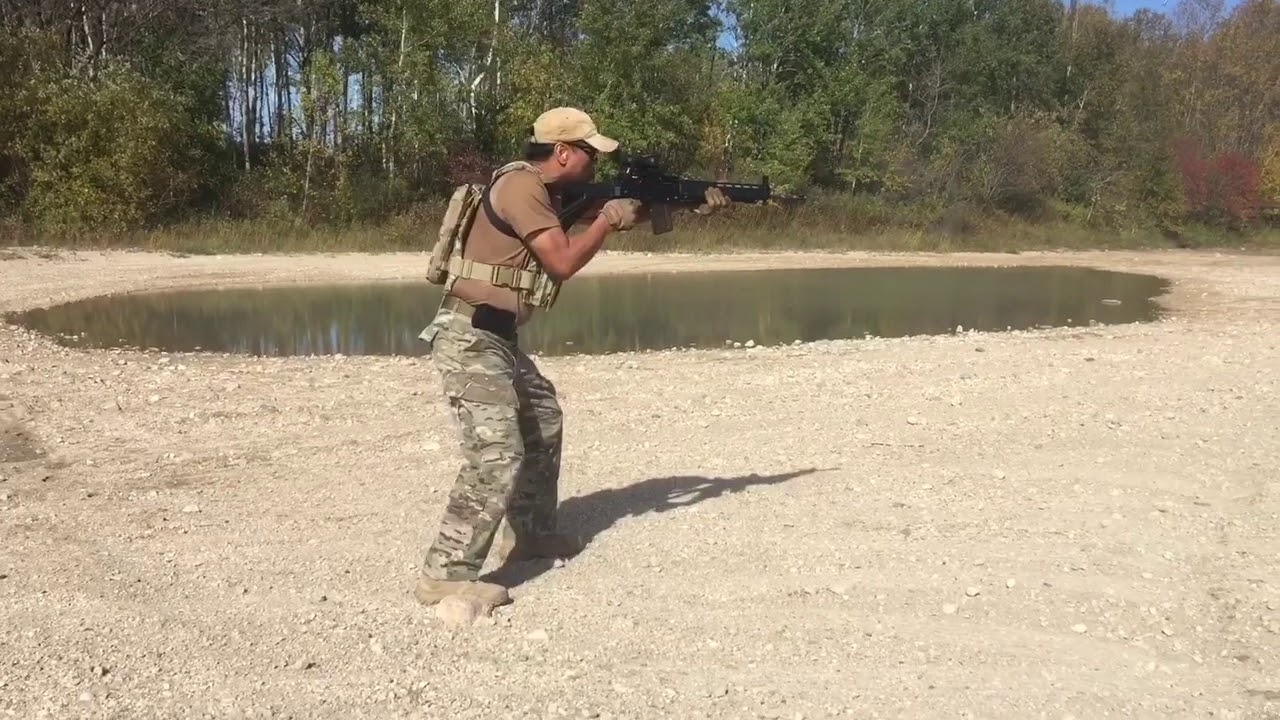 Double tap's and speed reload practice with  Sig SG550 / Swiss Arms PE90