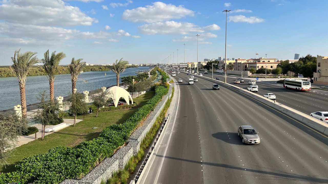 Driving in Abu Dhabi 🇦🇪 | Muroor Road | 4K
