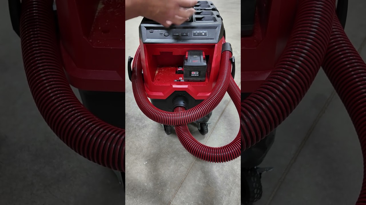 Milwaukee M18 Dust Extractor: BIG Flaw! 😫 