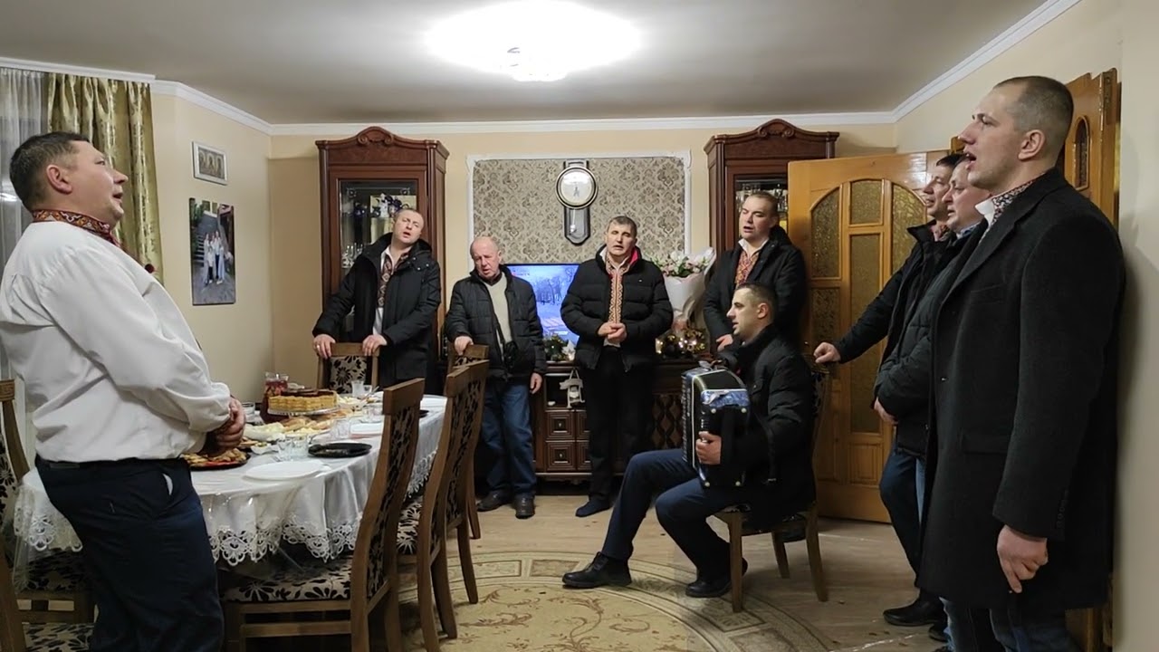 ВЕСЕЛИЙ ВЕЧІР.   Рахів Лазівська Церківна Коляда