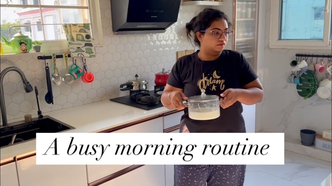 Morning routine of a working mom || packing lunch boxes || handling home and work #workingmomvlogs