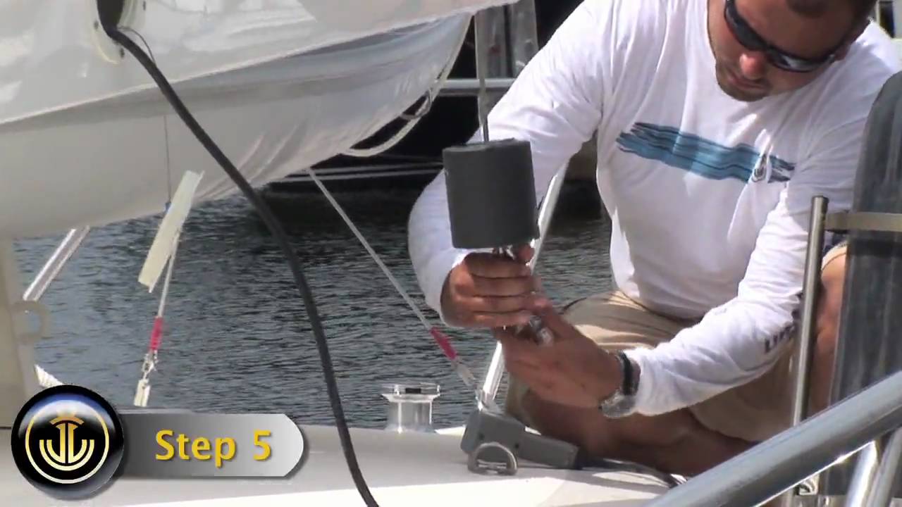 How to Operate Manual Davit