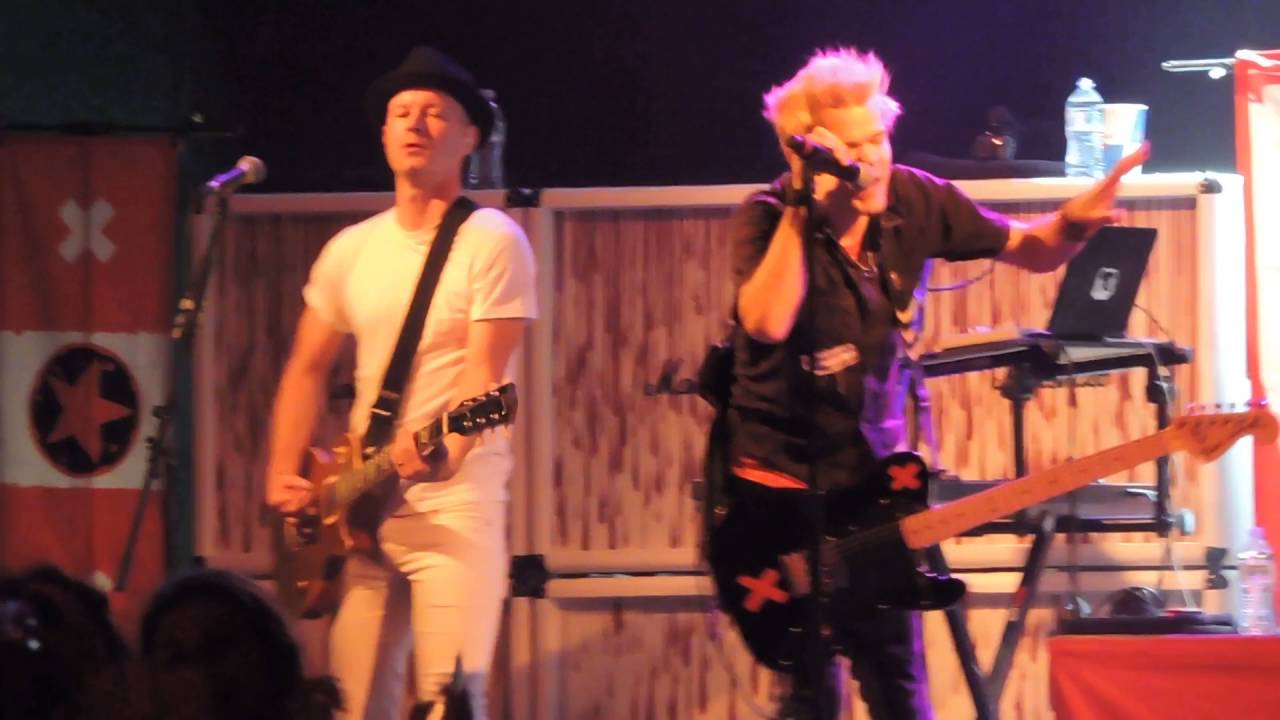 SUM 41 live carroponte sesto san giovanni MILANO 26.8.2016