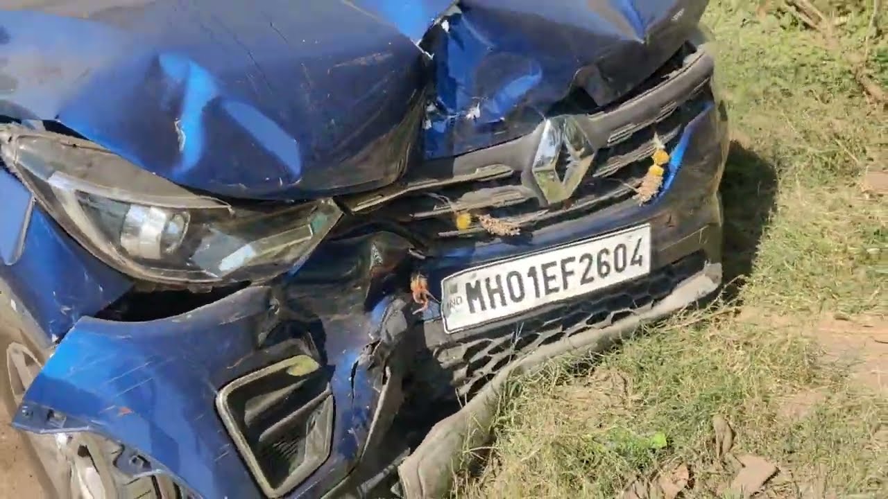 Renault Triber Accident ... Safety features... No use