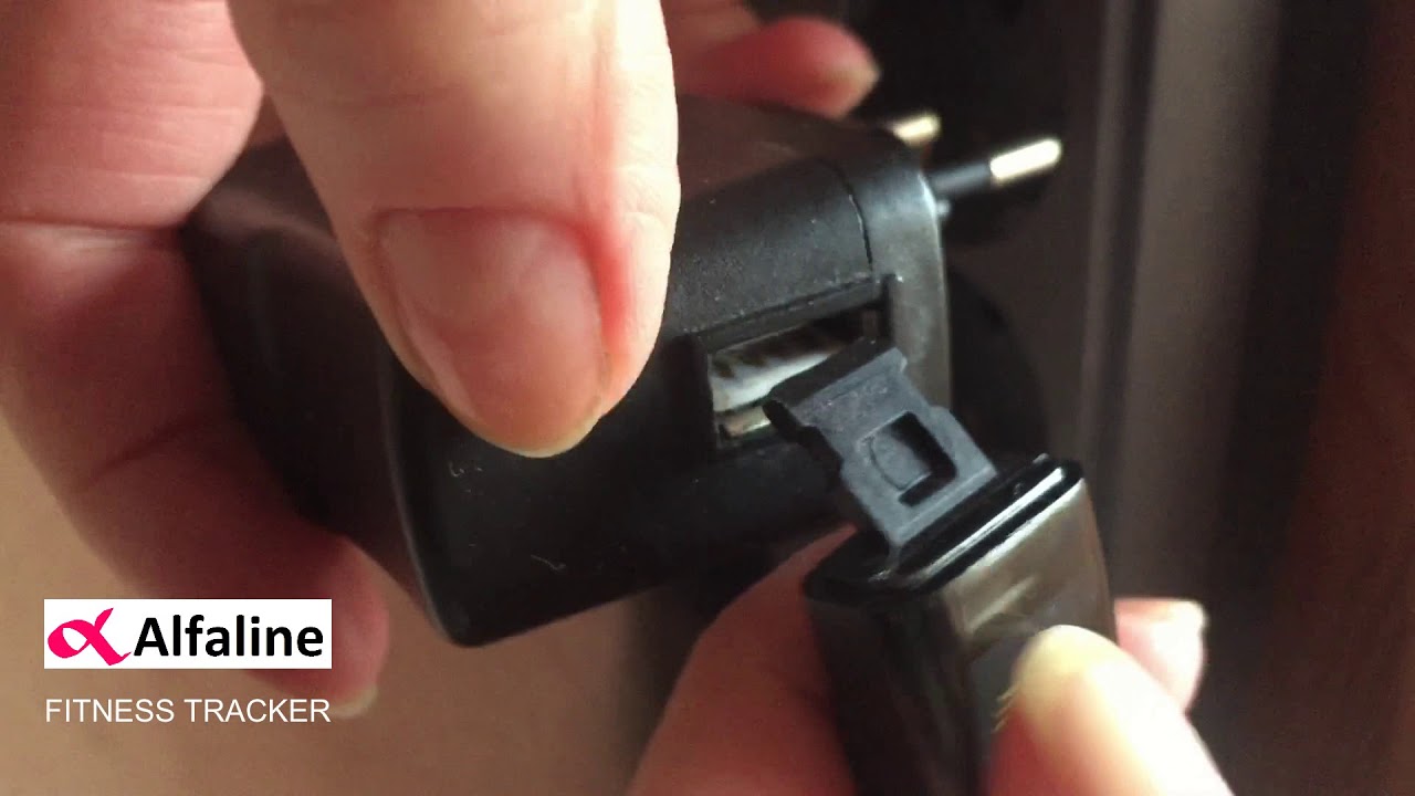 How to charge the Tracker using USB port