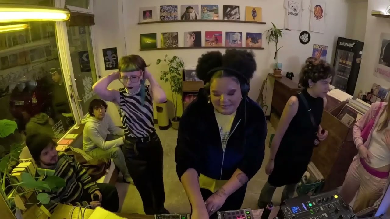 Violet Indigo b2b Kalikalité (La Tchoin Takeover) | Cracki Station