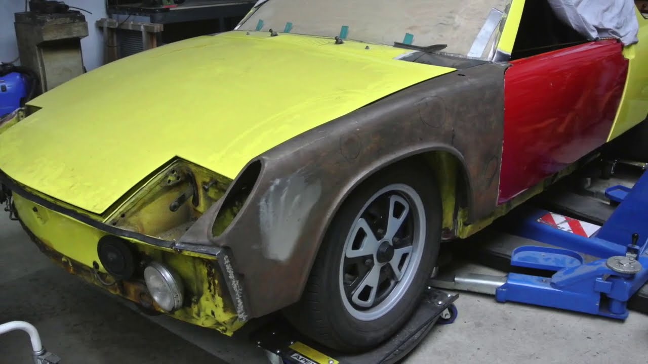 VW Porsche 914 Kotflügel Cleaning, Schweißkurse und Oldtimerseminare,